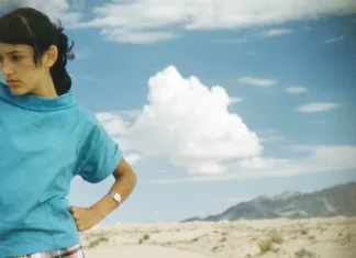 Joan Baez: Ikona folk glasbe in aktivizma Joan Baez