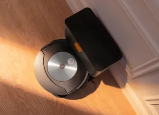 iRobot Roomba ne potrebuje dopusta, vi pa ga zagotovo! nas