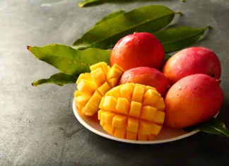 Zdravilne lastnosti manga, kako nam pomaga »kralj sadja« Delicious Indian organic sweet ripe mangoes