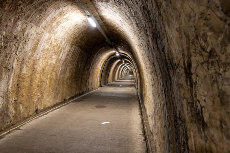 Tunel Grič, od ustaškega bunkerja do norih zabav