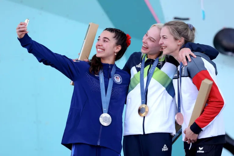 Kraljica plezanja je na svojem prestolu! Zlato ostaja v Sloveniji