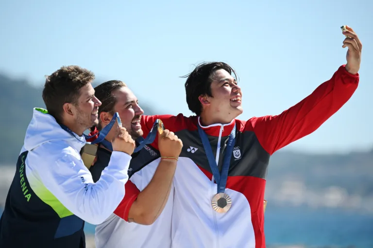 Nepozaben selfi Tonija Vodiška olimpijskega podprvaka v formuli kite