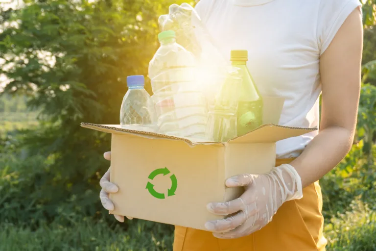 Steklena ali plastična embalaža, katera je bolj »zelena«? Odgovor preseneča