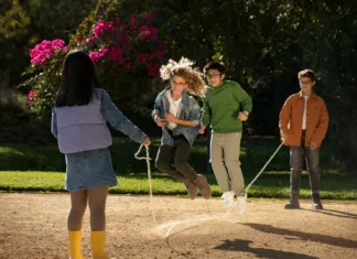 MiYOSMART – očalna leča, ki ne samo izboljšuje vid, ampak tudi upočasnjuje kratkovidnost pri otrocih Hoya