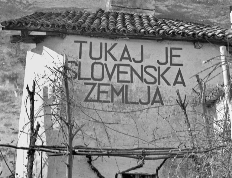 Se bo Dan vrnitve Primorske k matični domovini preimenoval?