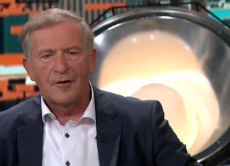Karl Erjavec o satelitih: »Ve se, kdo je car na desnici,« Karl Erjavec v oddaji Marcel