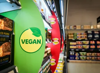Pohvale vredna poteza Lidla Med ukrepi v skladu s podnebnimi cilji je tudi širitev ponudbe veganskih in BIO izdelkov. Foto_MP produkcija