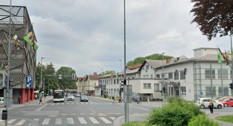 Pozor! Zaprta bo izjemno prevozna cesta v Ljubljani
