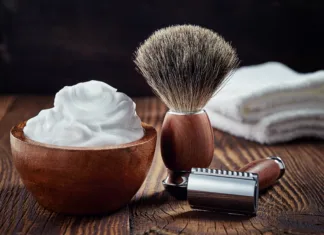 Pripomočki, ki jih mora imeti vsak moški Moška nega