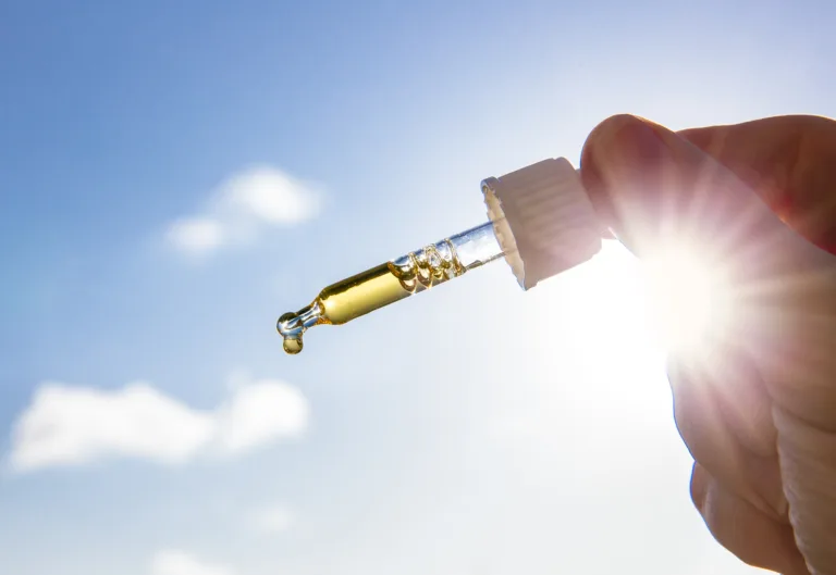Vse o vitaminu D: Zakaj ga je predvsem v teh časih smiselno dodajati v prehrano?