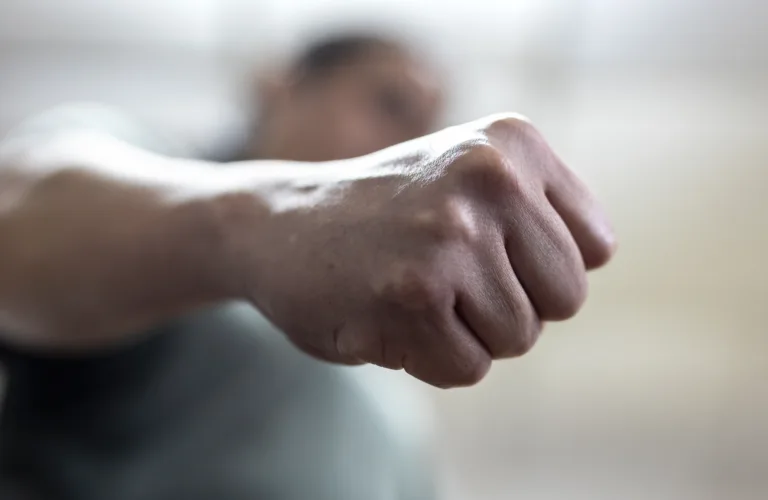 Danes je mednarodni dan boja proti nasilju nad ženskami