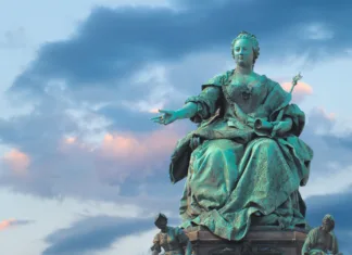 Na današnji dan: Cesarica Marija Terezija uvede obvezno osnovno šolo Marija Terezija uvede obvezno osnovno šolo