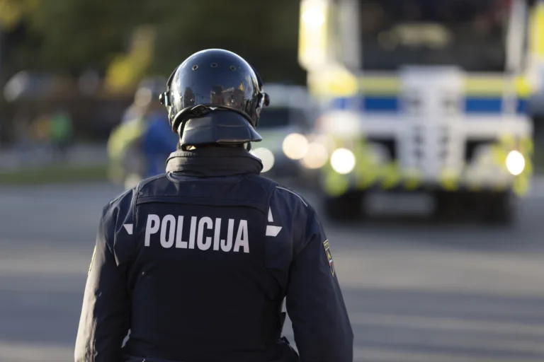 Na koga preži štajerski ropar v policijski preobleki?
