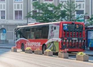 »Če država obljubi brezplačen javni prevoz, naj ga tudi finančno pokrije,« poziva Arsenovič Maribor, Slovenia - June 2, 2022: City bus in Maribor.