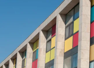 Cene v študentskih domovih za 20 odstotkov gor? Minister »upa«, da ne bo tako Študentski domovi
