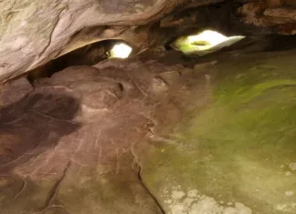 V Parizu odkrili najstarejši 3D zemljevid v zgodovini človeštva Najstarejši tridimenzionalni zemljevid