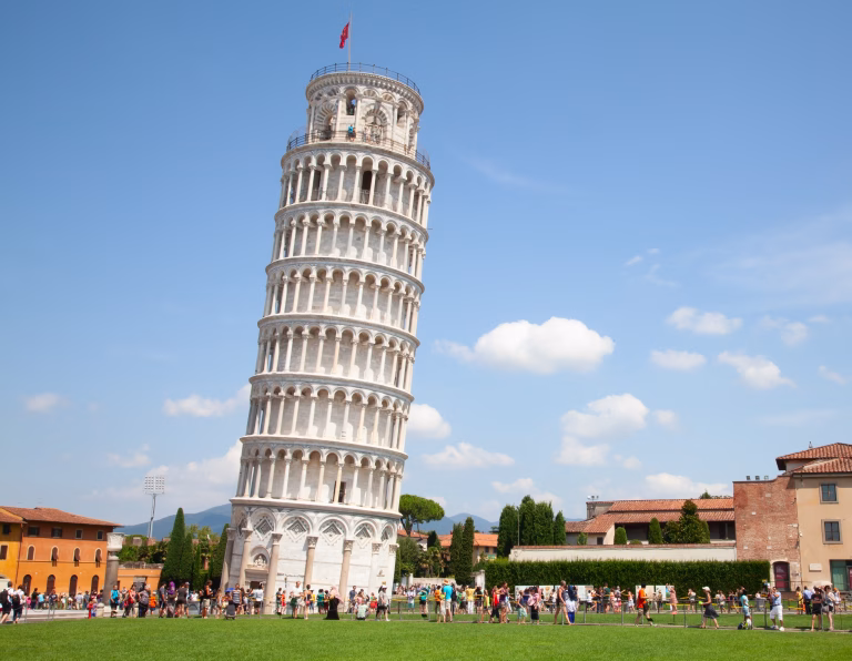 Leaning tower of Pisa, Italy