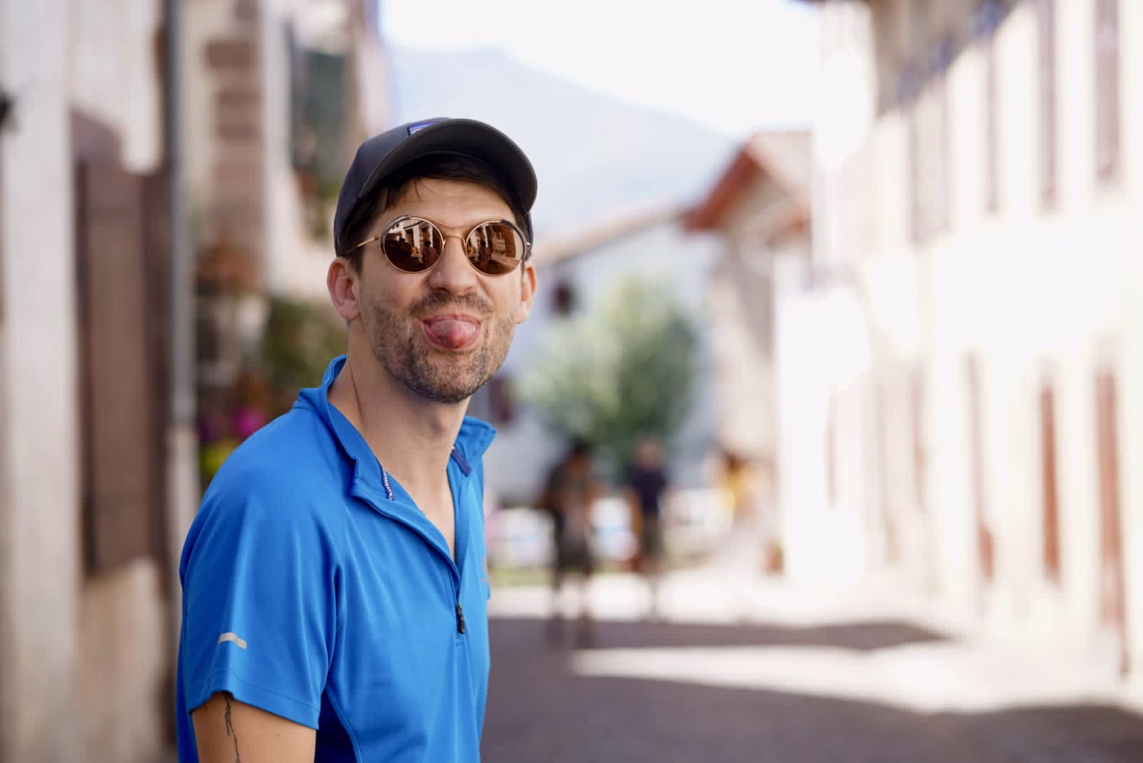 Tomaž Mihelič: 33 - to ni še ena knjiga o Caminu, predstavitev knjige