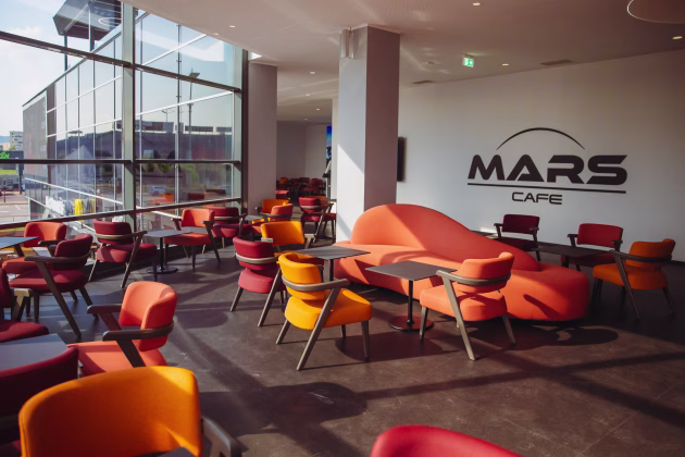 Cafe Mars v Odiseji