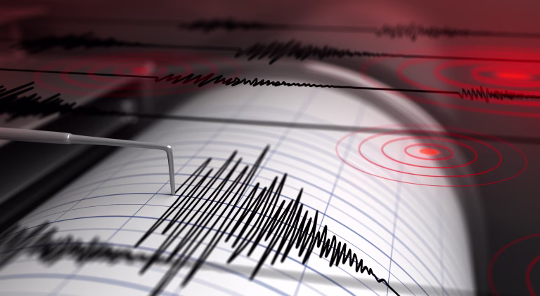 Kako bi bil videti sprehod po Ljubljani, ki jo strese potres magnitude 6,1
