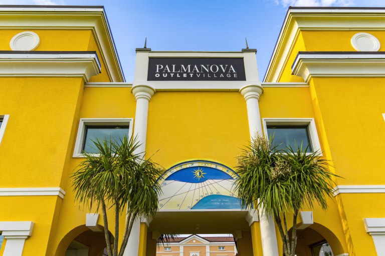 Palmanova – mesto zvezde, ki je postalo raj za šoping