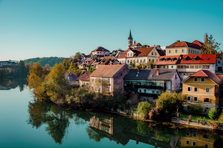 Štipendija za dijake in študente v Novem mestu, na voljo tudi enkratna pomoč