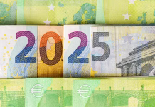 500 evrov pomoči za študentske družine 2025 in the eurozone. Euro banknotes arranged in 2025, Concept, financial and economic analysis of the European Union
