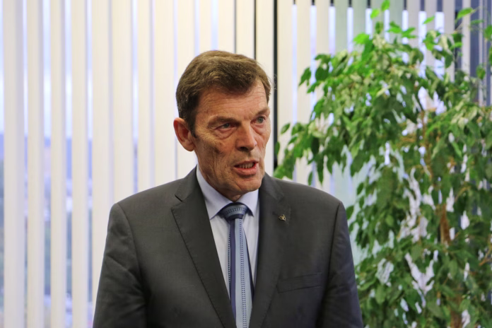 Minister dr. Vinko Logaj