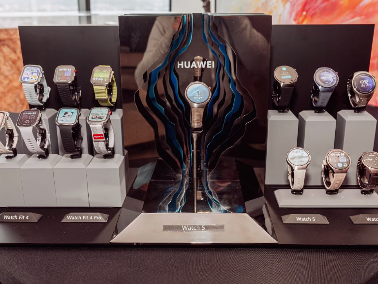 Huawei že pol leta vodilni na trgu nosljivih naprav