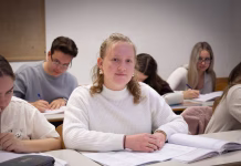 Izjemen uspeh celjske dijakinje na svetovnem tekmovanju esejev Žana Zupanc