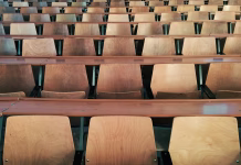 Začetek novega študijskega leta: več kot 15 tisoč brucev, premalo postelj Photo taken in Nis, Serbia