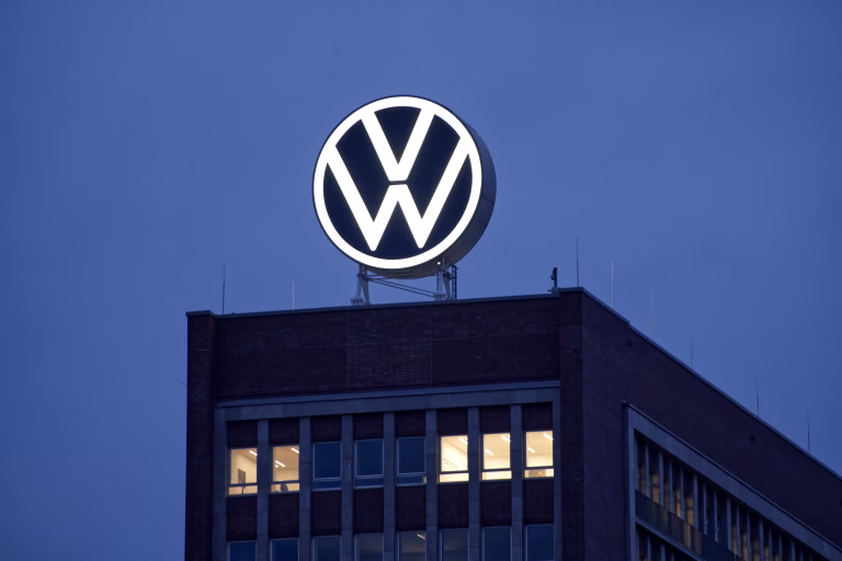 Volkswagen začasno ustavil proizvodnjo električnih vozil