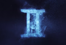 Horoskop 2026: Dvojčka, TO se vam bo končno razjasnilo Gemini Zodiac Sign. Abstract night sky background