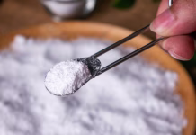 Kaj so polioli? Isomalt or Maltitol sugar alcohol used as a sugar substitute and laxative.