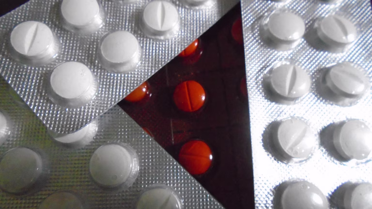 Medicines to relieve pain