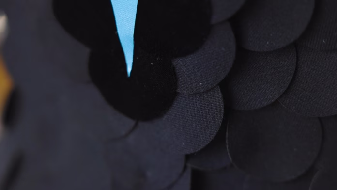 Najbolj črna tkanina na svetu