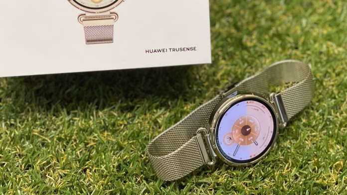 ženska ura Huawei watch gt 6