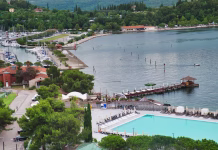 Več kot 130 milijonov evrov za varnejšo in bolj trajnostno Obalno-kraško regijo Evening seascape