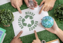 9 R-jev krožne ekonomije: Kaj pomenijo? Group of business ESG meeting environment