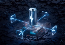 Ustvarili prvo kvantno baterijo, ki lahko spremeni način polnjenja Battery with technological circuit background, 3d rendering. 3D illustration.