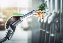 Zakaj cene goriva vplivajo na ostale podražitve? Gasoline diesel fuel prices