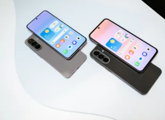 Od 8:00 predavanja, do 2:00 afterja: tvoj telefon je s tabo Samsung
