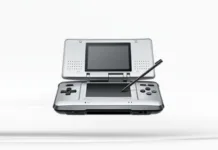 Pozabite na najnovejše konzole: ta ‘starinska’ naprava je idealna za na pot Nintendo DS