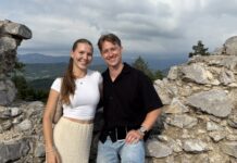 Aaron Arnold – Američan, ki je prišel zaradi študija, in se zaljubil v Sovenko in Slovenijo: »Slovenci sploh ne veste, kako lepo državo imate.« petra in aaron