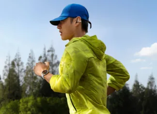Aktivni tudi poleti? tekač s pametno uro Watch Gt Runner 2