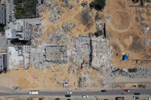 The conflict between Gaza and Israel 2021Israeli air strikes target civilian homes in the Gaza Strip.